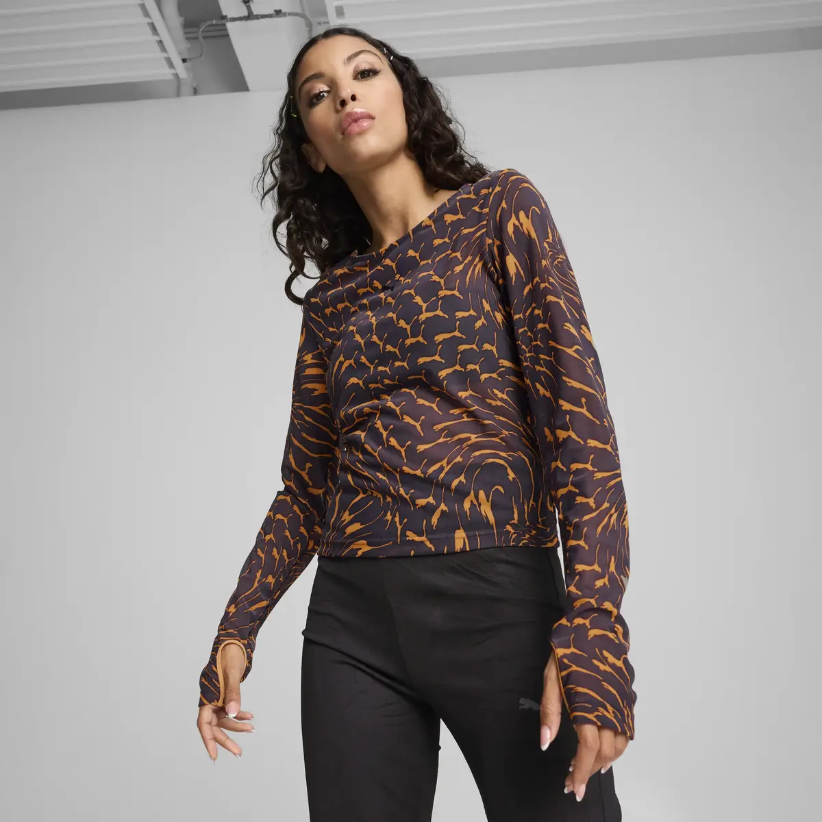 Puma DARE TO Mesh Long Sleeve Tee Kahverengi Kadın T-Shirt & Polo