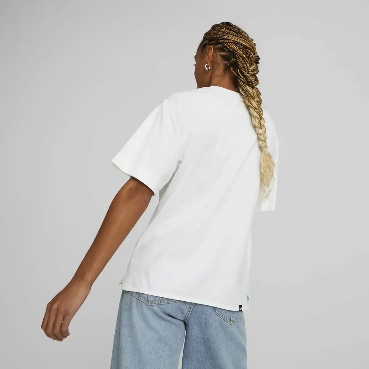 Puma HER Tee Beyaz Kadın T-shirt