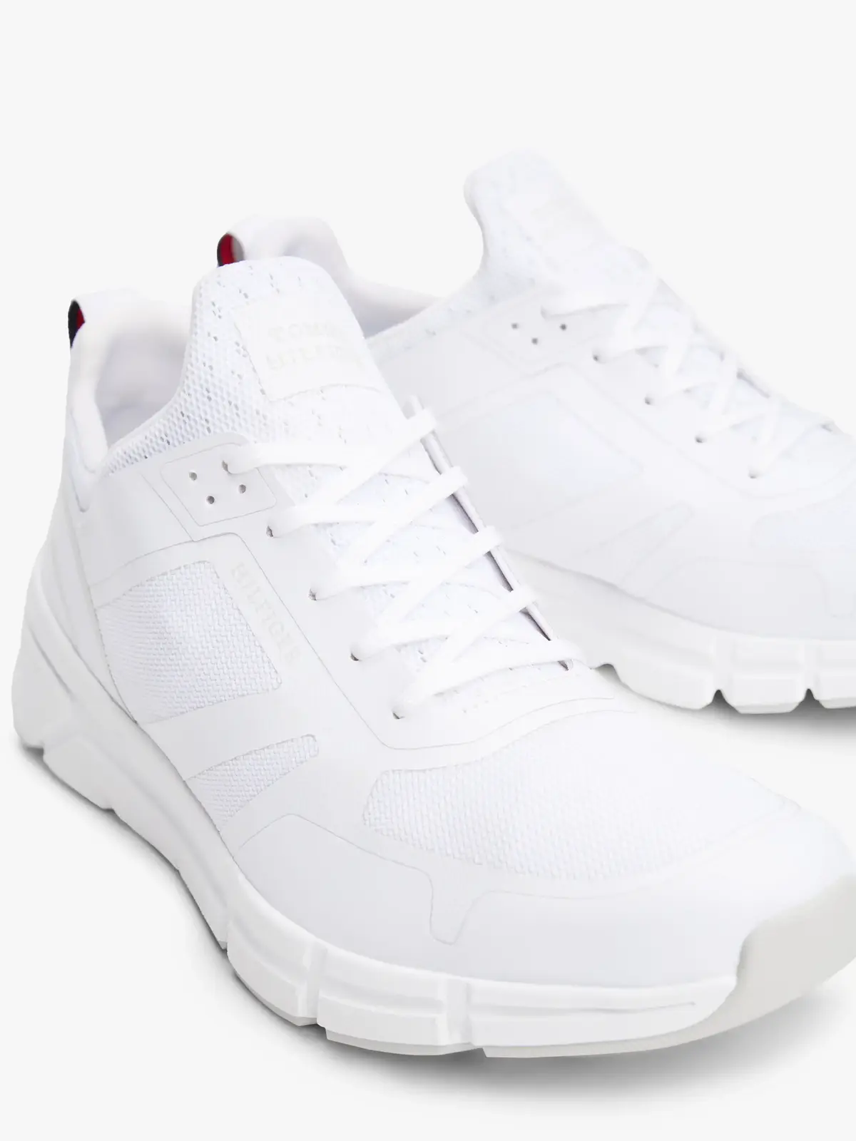 Tommy Hilfiger MODERN COMFORT RUN M, YBS Beyaz Erkek Spor Ayakkabı & Sneaker