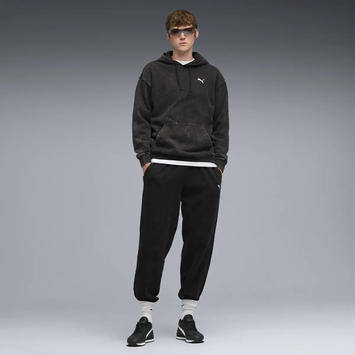 PUMA ESS ELEVATED Wash Hoodie Erkek Siyah Hoodie