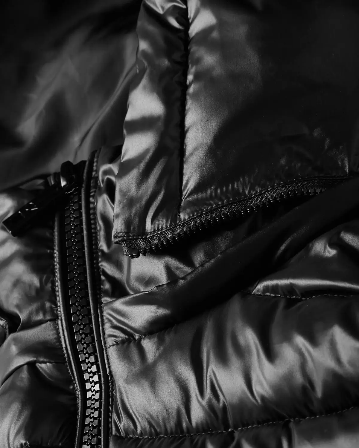 Calvin Klein ESSENTIAL VEST Kadın Siyah Yelek