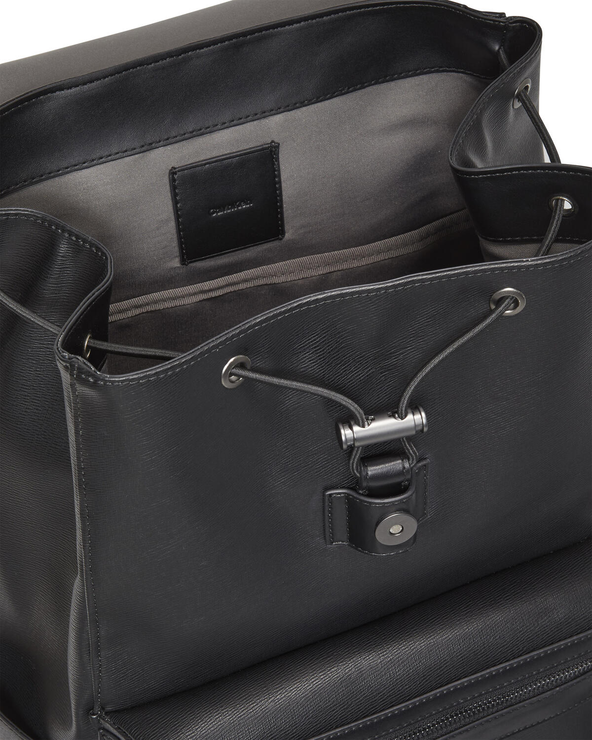 Calvin Klein ZIP FLAP BACKPACK Siyah Erkek Çanta Calvin Klein ZIP FLAP BACKPACK Siyah Erkek Çanta