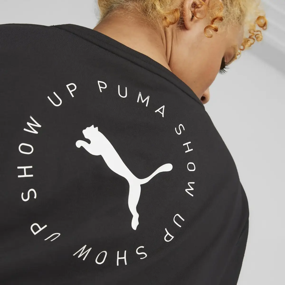 Puma Womens Graphic Tee Show Beyaz Kadın T-shirt