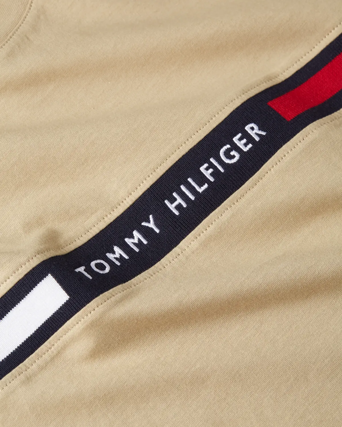 Tommy Hilfiger HILFIGER CHEST INSER, RBT Bej Erkek T-Shirt & Polo