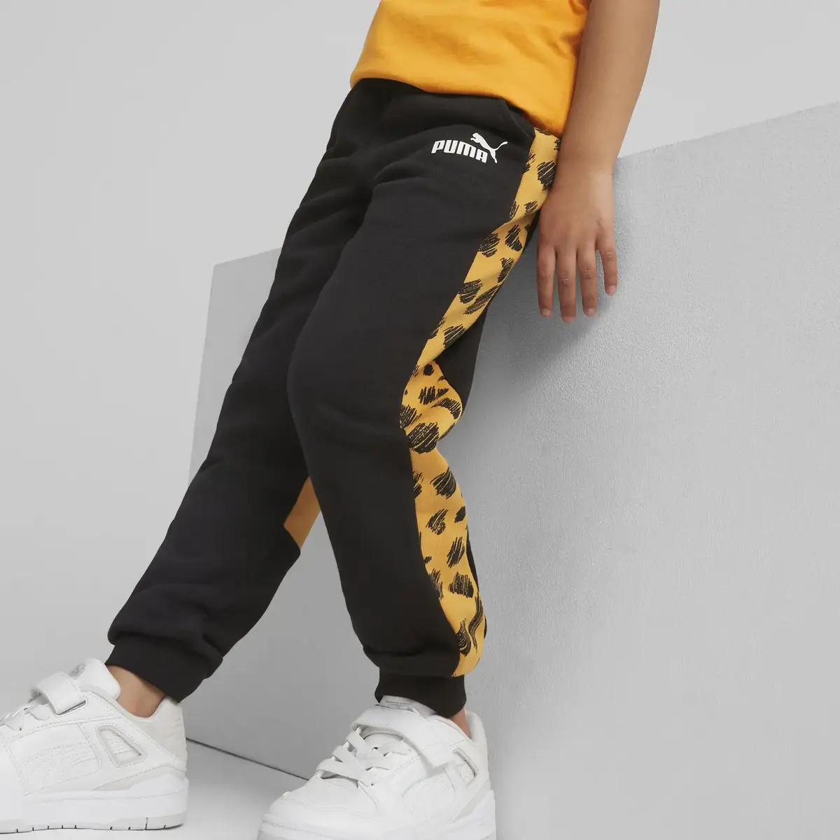 ESS+ PUMA MATES Sweatpants