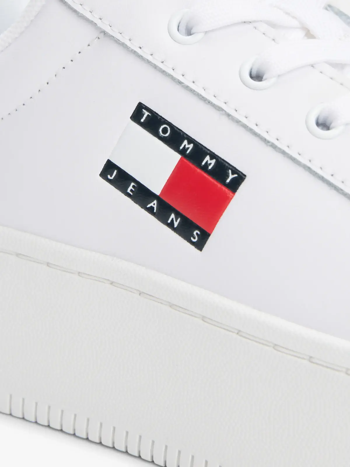 Tommy Hilfiger TJW FLATFORM ESS, YBS Beyaz Kadın Spor Ayakkabı & Sneaker