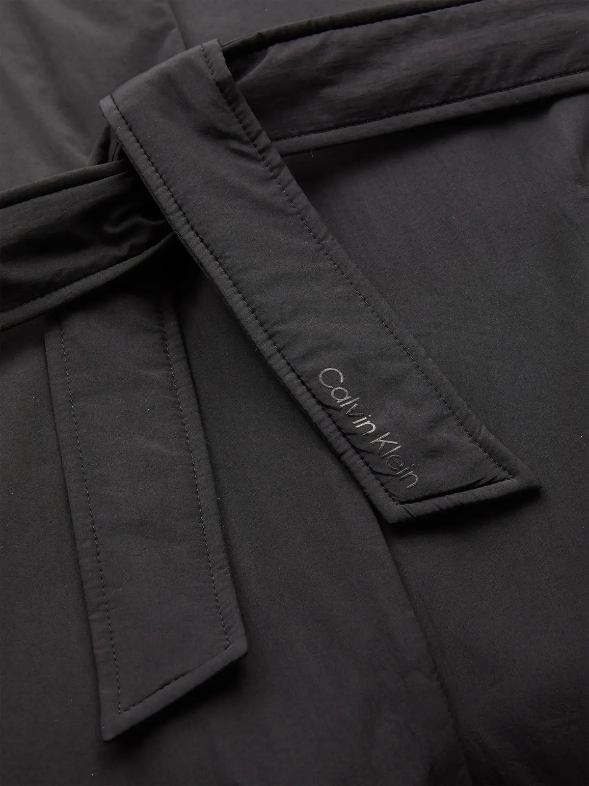 Calvin Klein RECYCLED DOWN WRAP P Kadın Siyah Şişme Mont