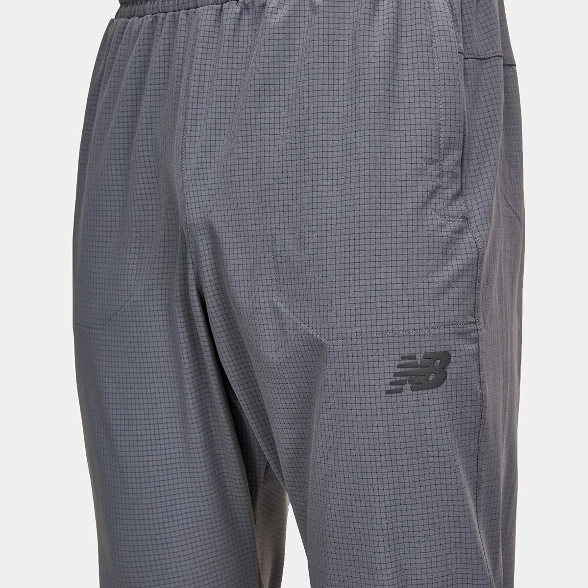 New Balance MNP1446 Erkek Antrasit Eşofman Altı
