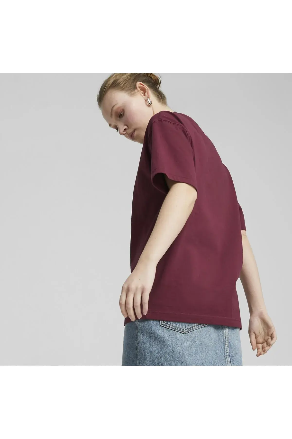 Puma DOWNTOWN Relaxed Graphic Tee Kırmızı Kadın T-Shirt