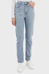 Calvin Klein EU NEW MOM JEAN BLUE RAIN Kadın Mavi Jean Pantolon