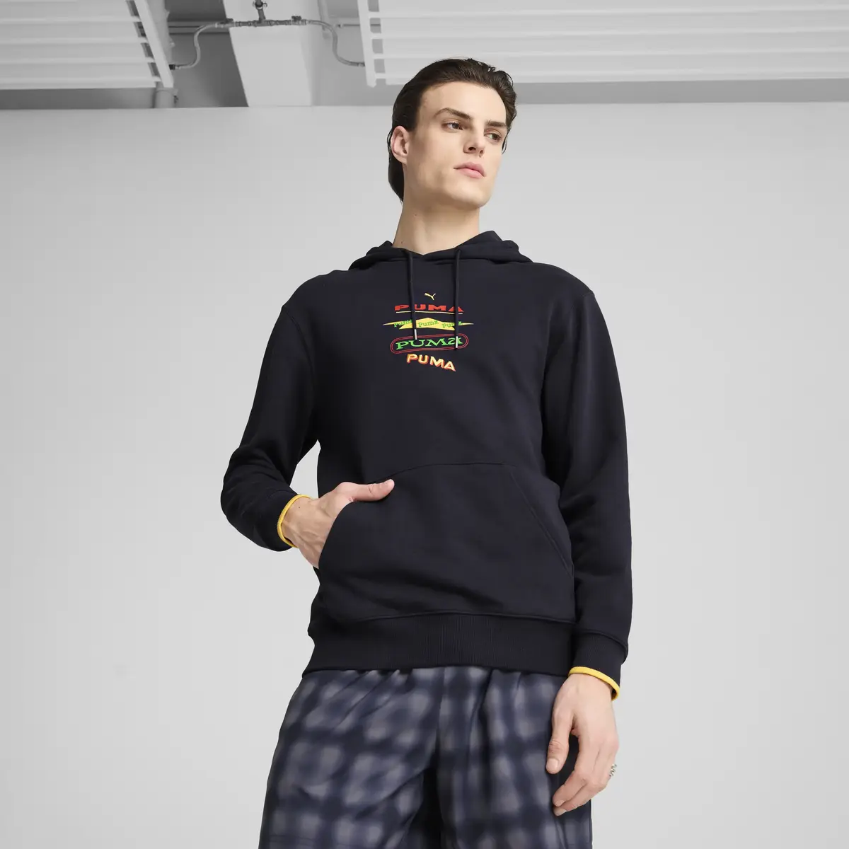 PUMA WARDROBE ESS Graphic Hoodie Lacivert Erkek Hoodie