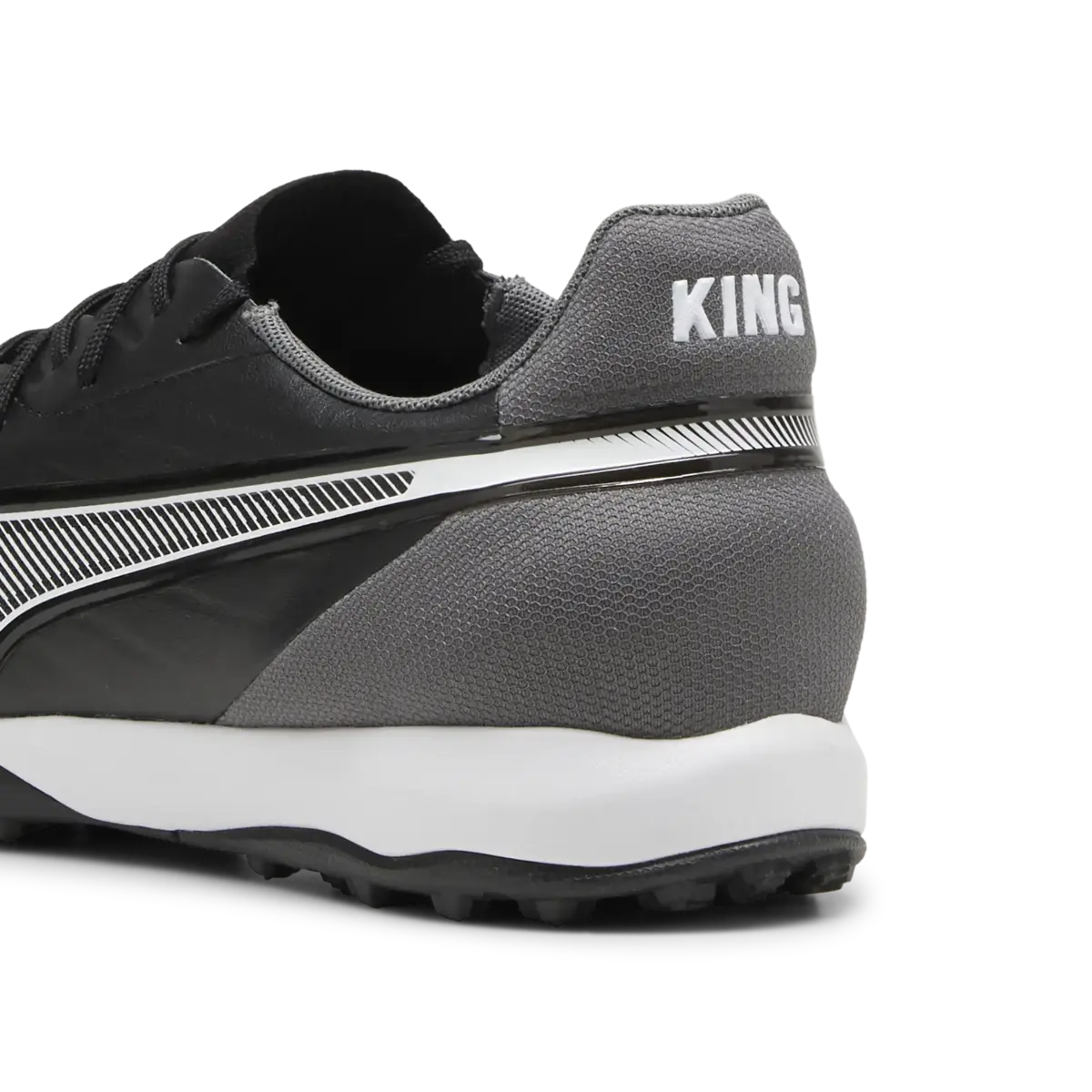 Puma KING MATCH TT Siyah Erkek Halı Saha Ayakkabısı