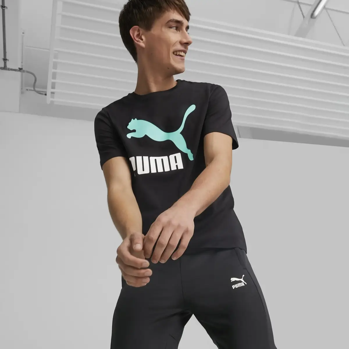 Puma Classics Logo Tee (s) Siyah Erkek/Unisex T-Shirt