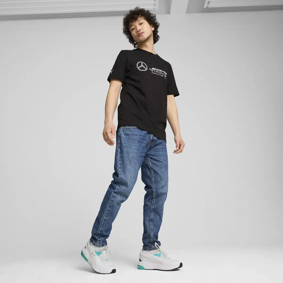 Puma MAPF1 ESS Logo Tee Siyah Erkek T-Shirt