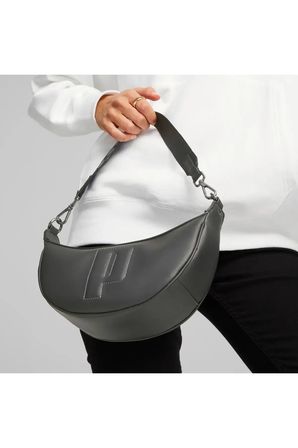 Puma Sense Mini Hobo Suni Deri Siyah Kadın Omuz Çantası