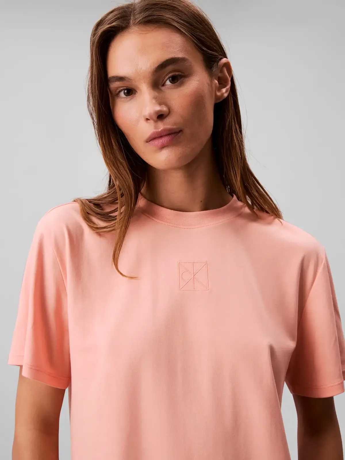 Calvin Klein SS SUPIMA JERSEY EMB Pembe Kadın Tişört
