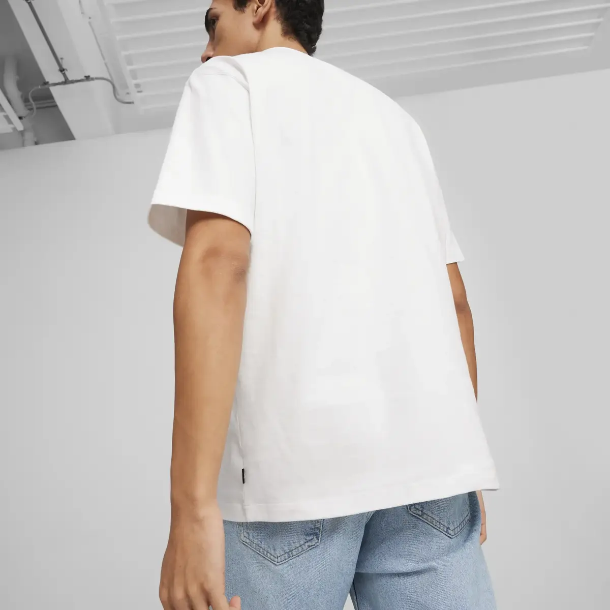 Puma GRAPHICS Tee Beyaz Erkek T-Shirt