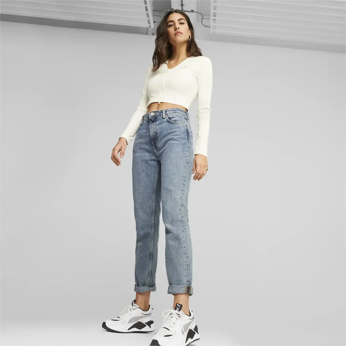Puma CLASSICS Ribbed LS Shirt Kadın Bej Sweatshirt
