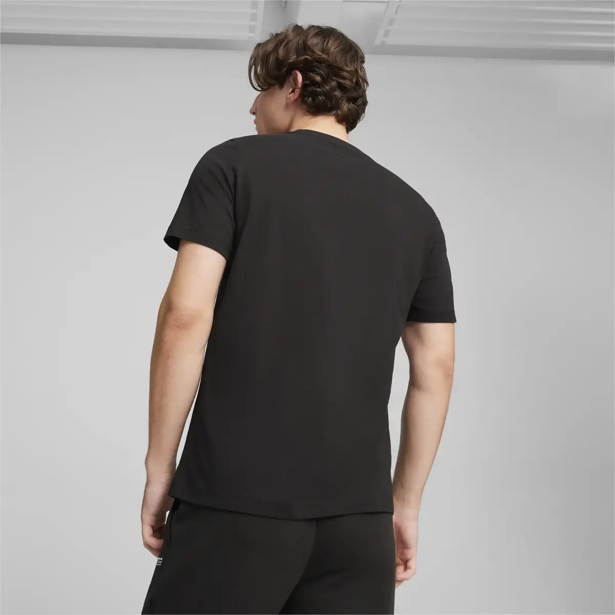 Puma MAPF1 ESS Logo Tee Siyah Erkek T-Shirt