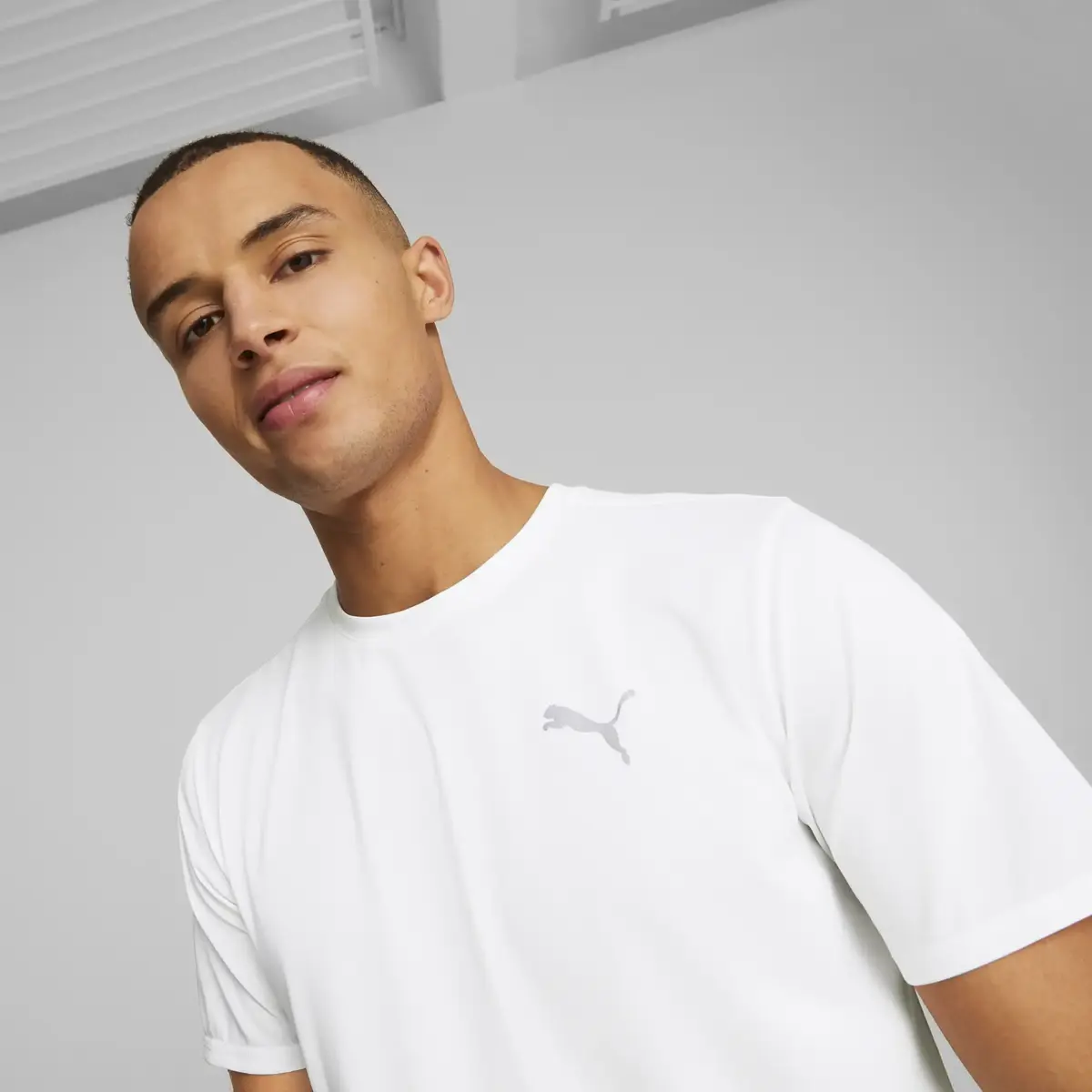 Puma RUN FAVORITE HEATHER TEE M Beyaz Erkek T-Shirt & Polo