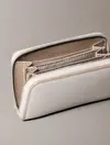 Calvin Klein FOIL LOGO MEDIUM ZIP Krem Kadın Fermuarlı Cüzdan