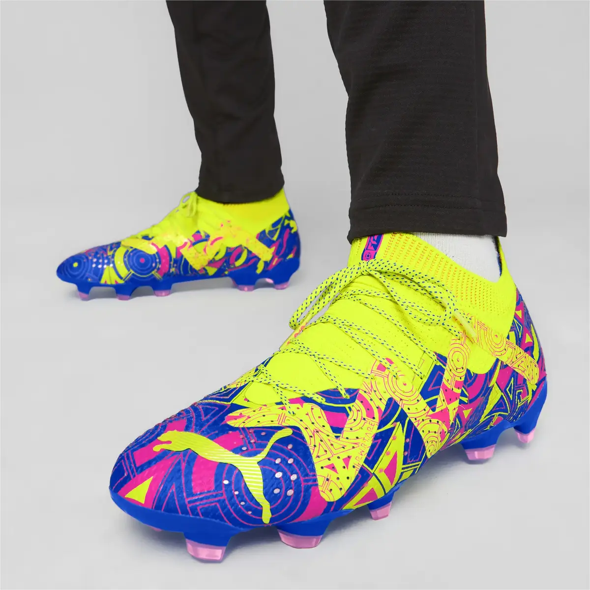 Puma FUTURE ULTIMATE ENERGY FG/AG Mavi Erkek Krampon