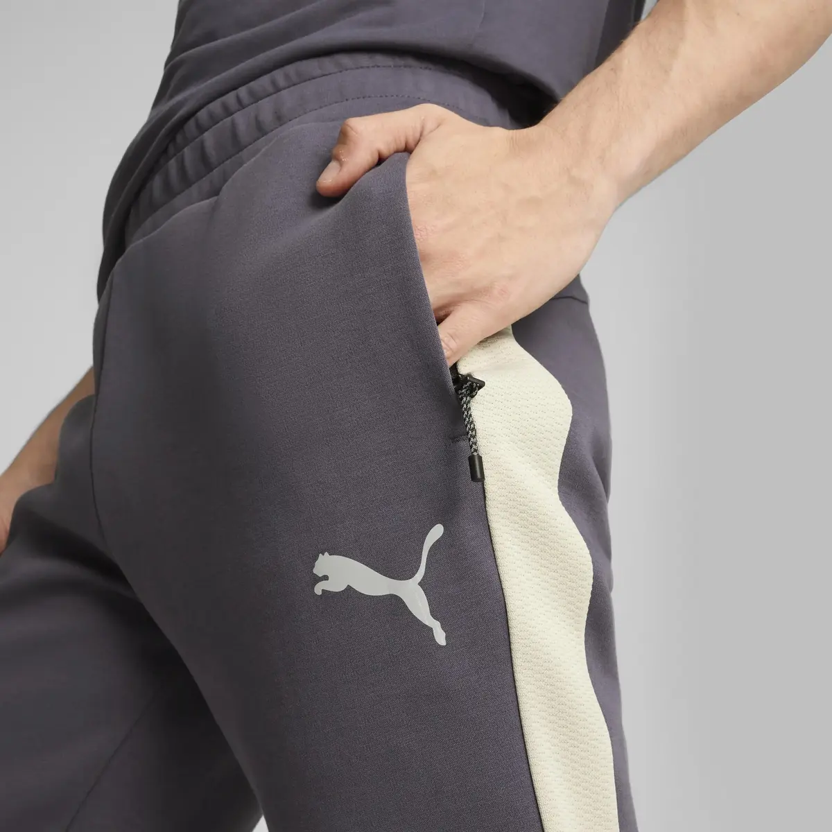 Puma EVOSTRIPE Pants Koyu Gri Erkek Eşofman Altı