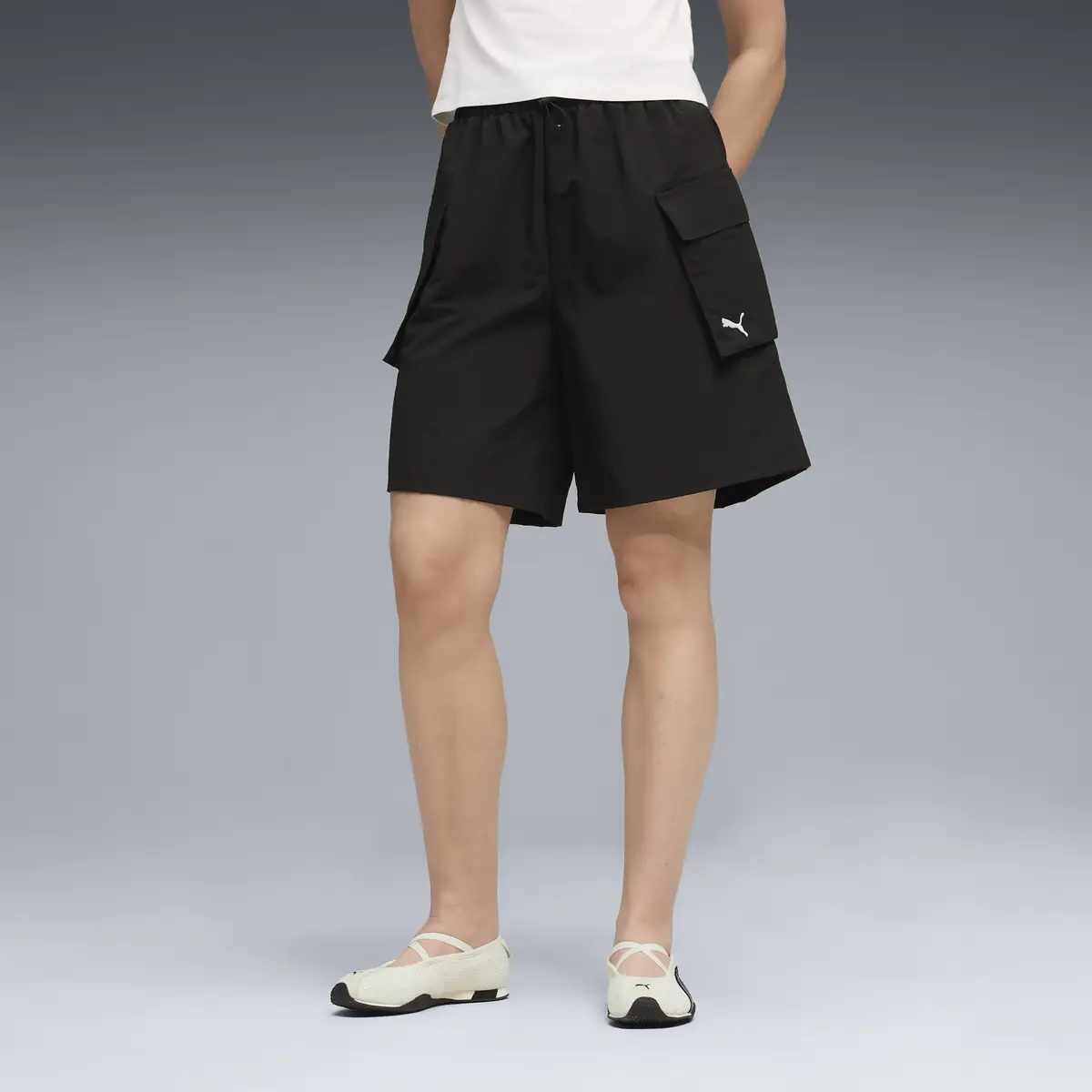 Puma WARDROBE ESS Cargo Shorts 8 Siyah Kadın Şort