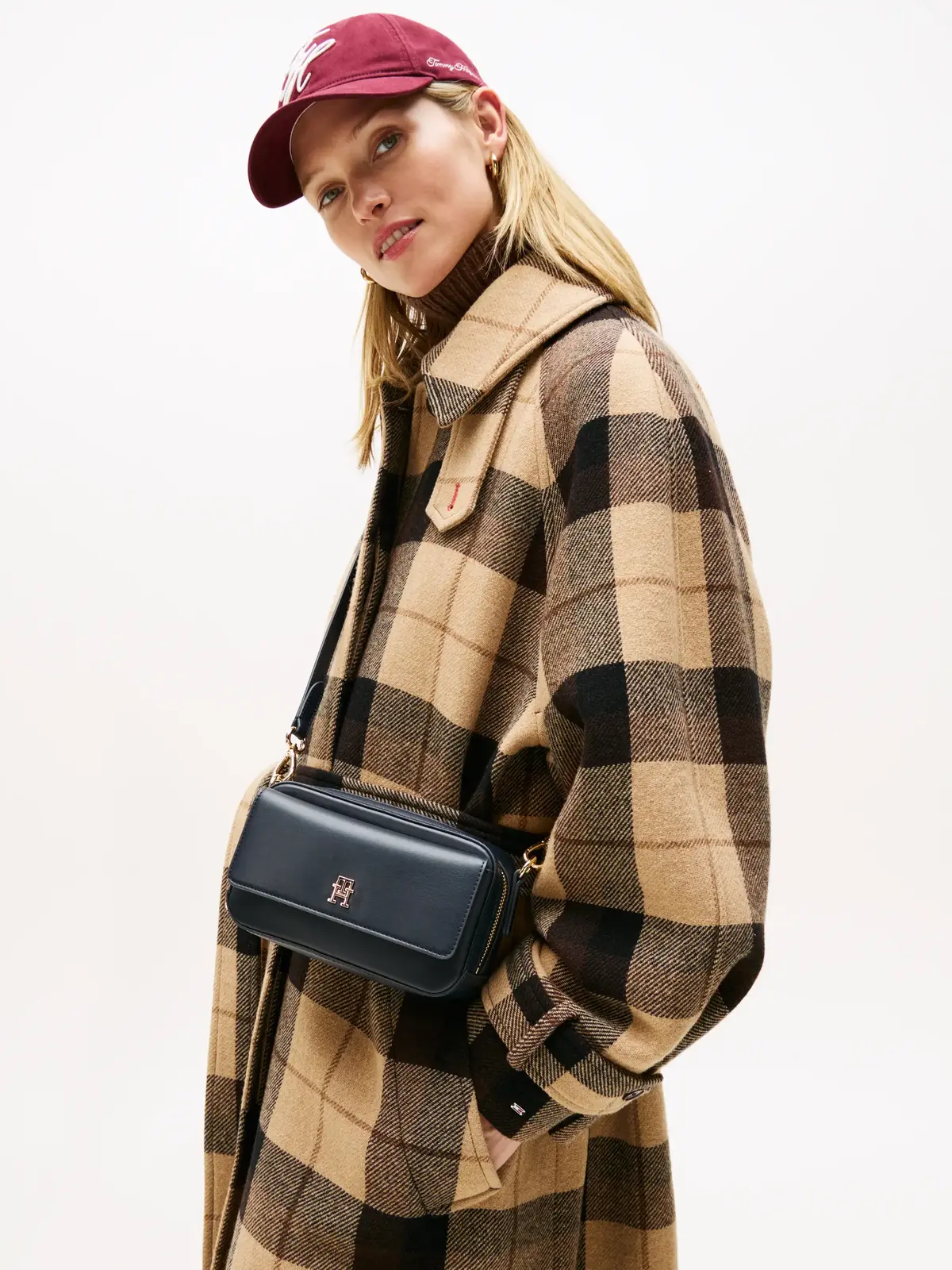 TH ICON CAMERA BAG, DW6