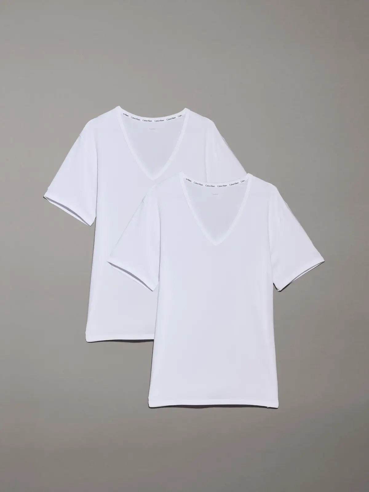 Calvin Klein 2P S/S V NECK Erkek Beyaz T-Shirt
