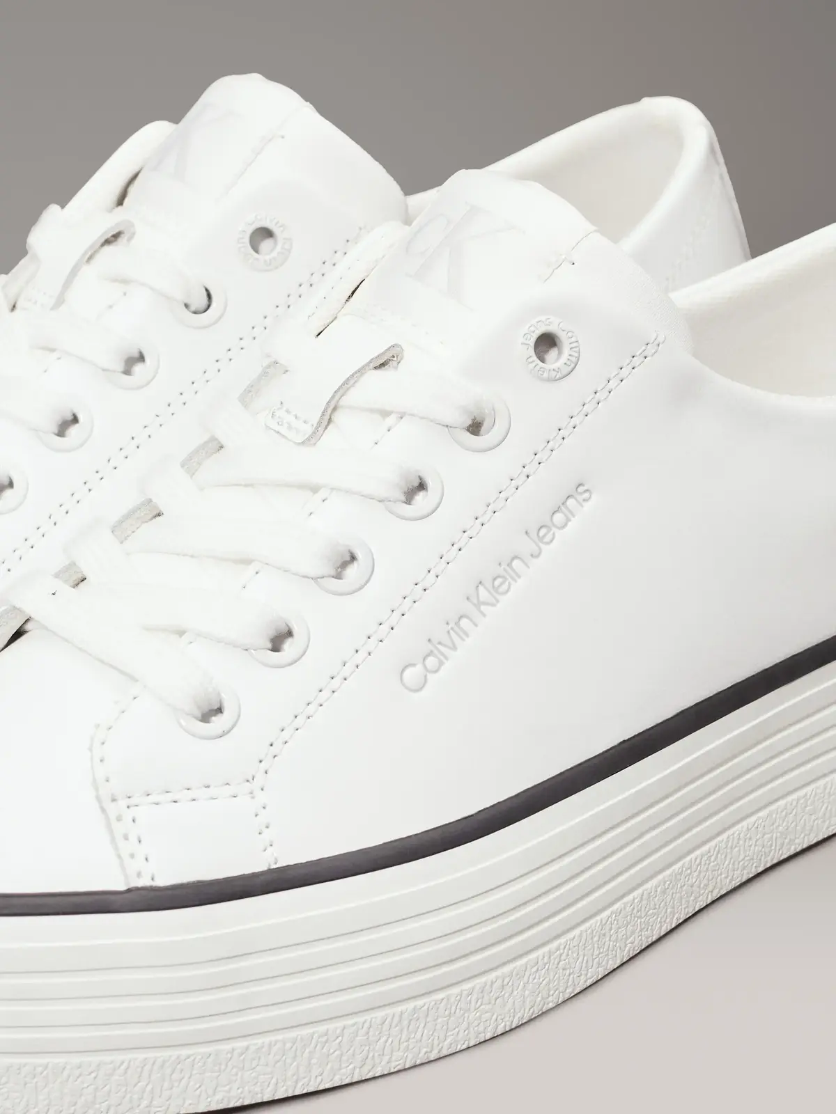 Calvin Klein BOLD VULC FLATF LOW, 01W Beyaz Kadın Spor Ayakkabı & Sneaker