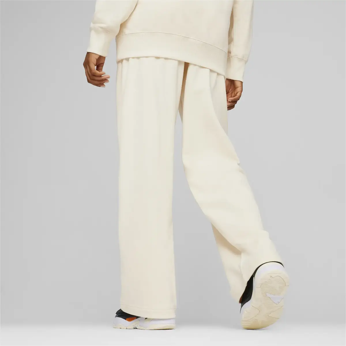 Puma BETTER CLASSICS Relaxed Sweatpant TR Bej Erkek Eşofman Altı