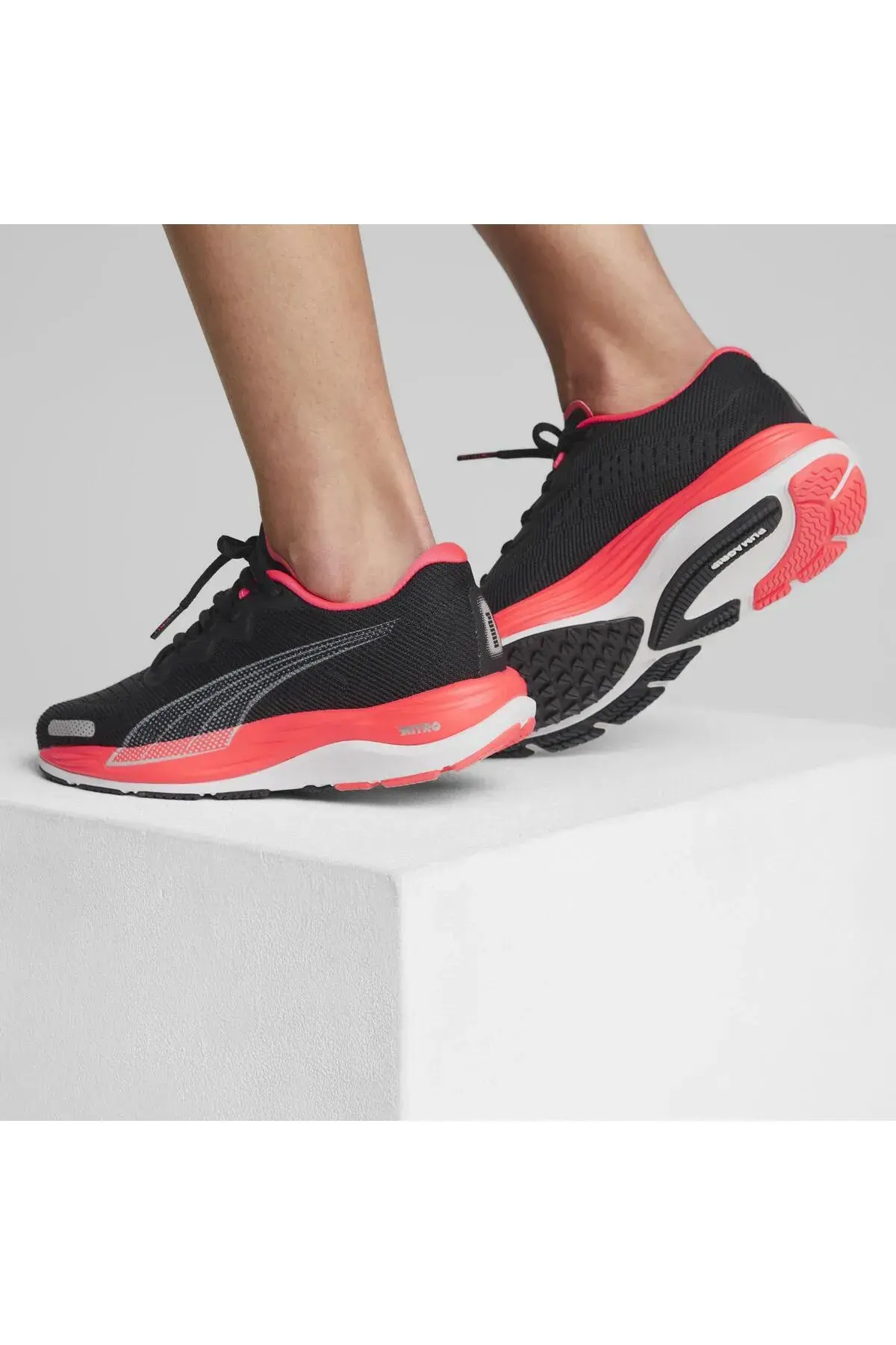 Puma Velocity Nitro 2 Wns Siyah Kadın Yürüyüş Ayakkabısı