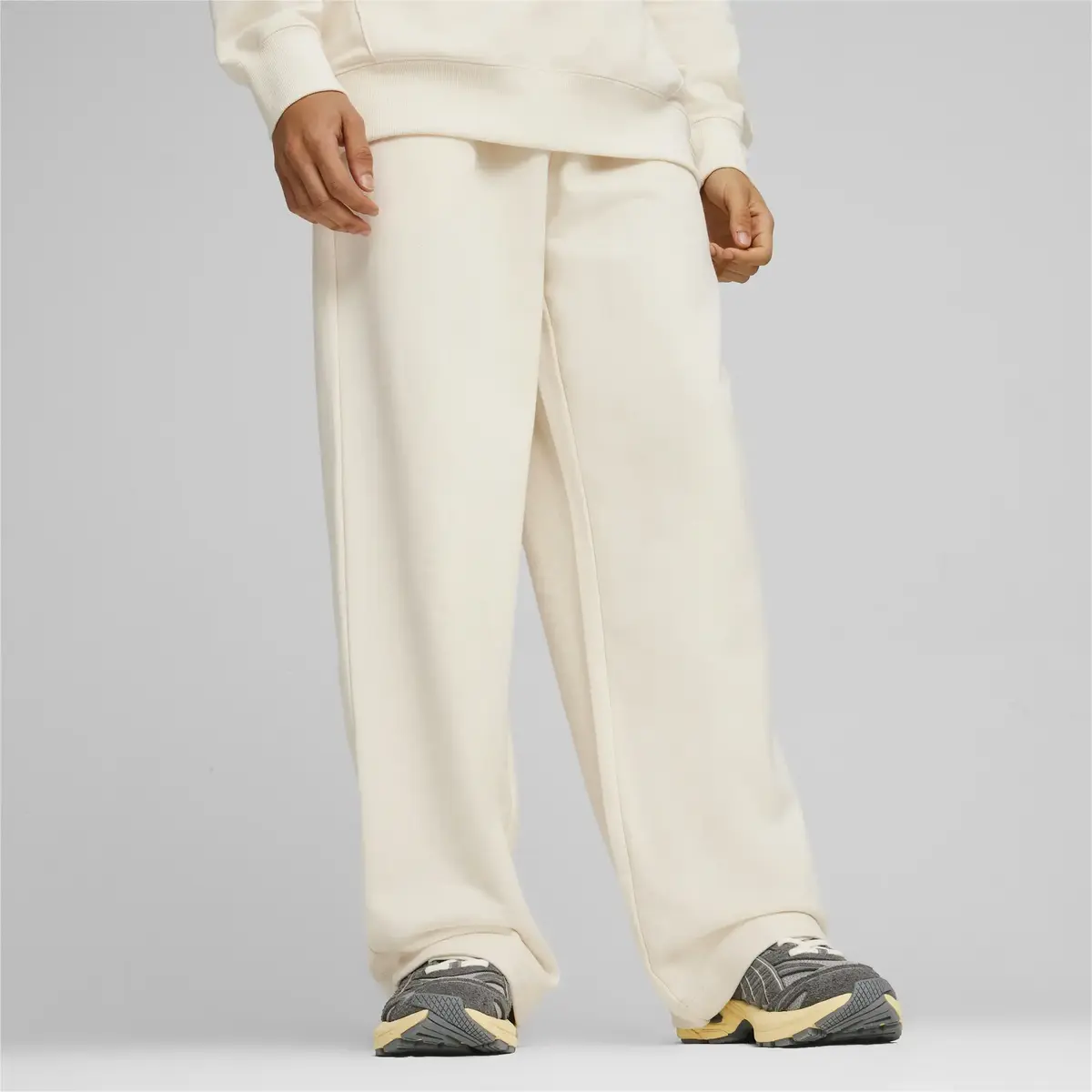 Puma BETTER CLASSICS Relaxed Sweatpant TR Bej Erkek Eşofman Altı