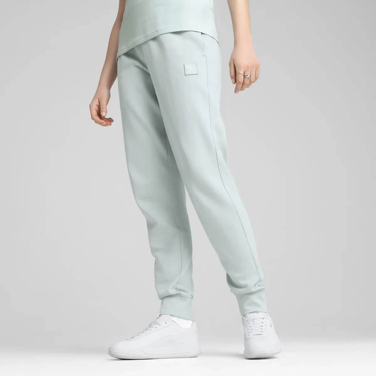 Puma ESS ELEVATED Sweatpants TRcl Mavi Kadın Eşofman Altı