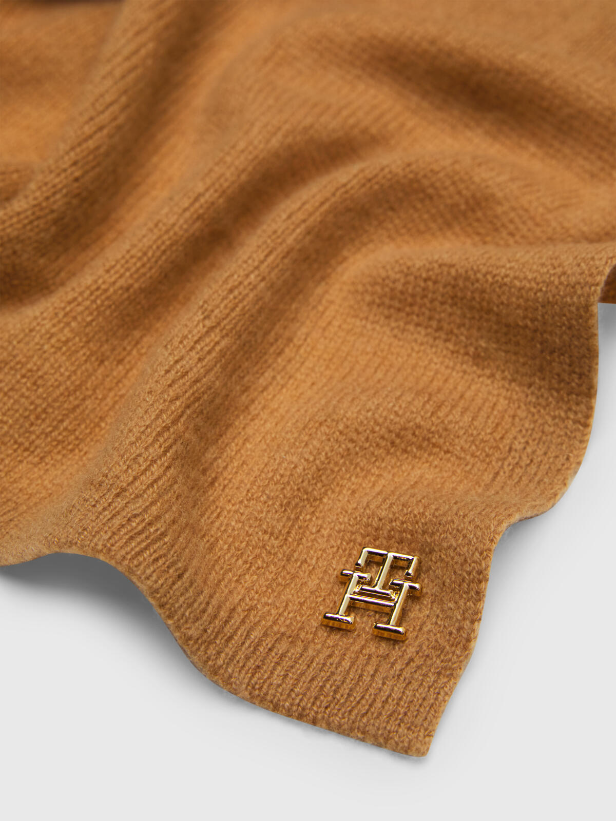 Tommy Hilfiger CASHMERE CHIC KNIT S Kadın Kahverengi Atkı