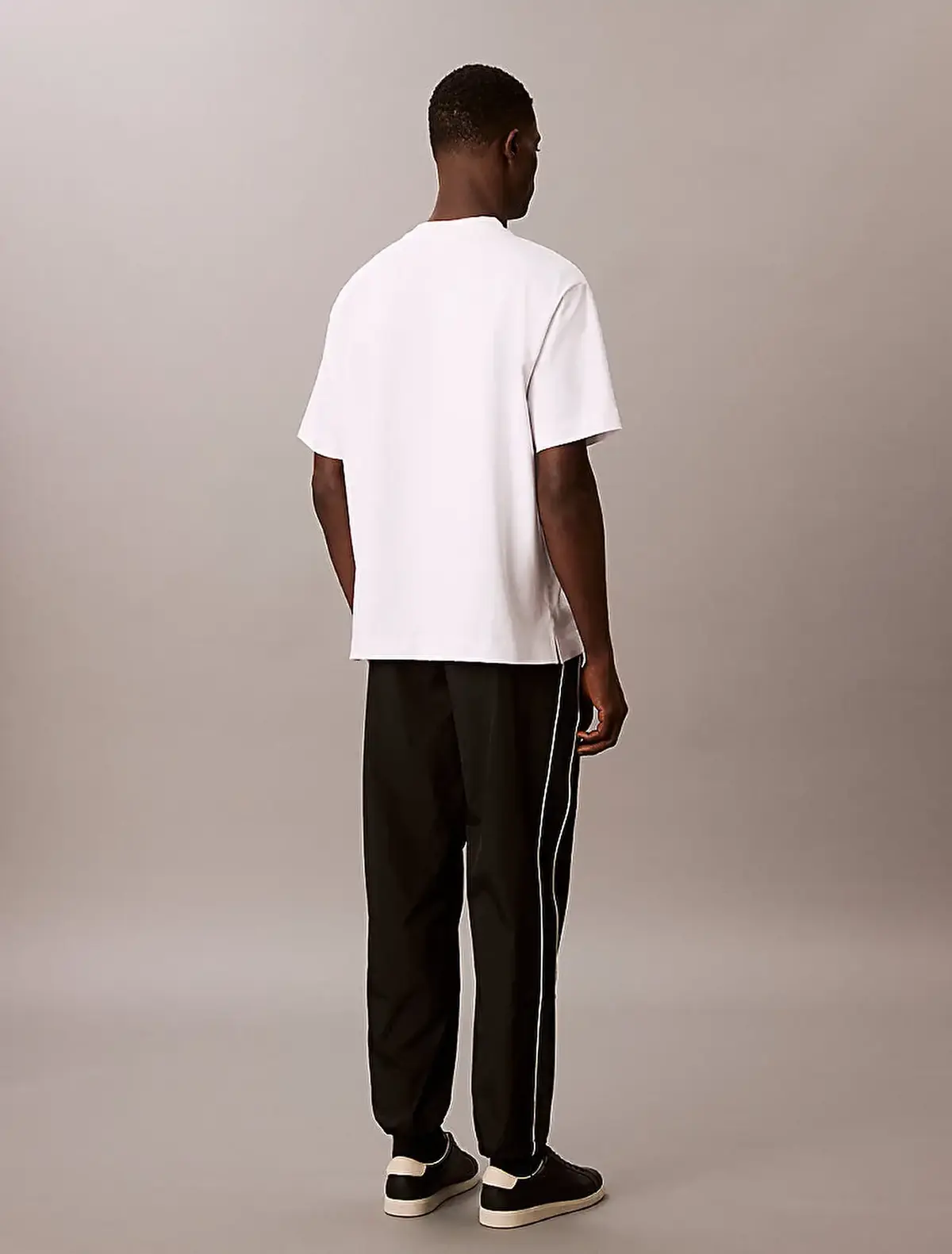 Calvin Klein RELAXED CRINKLE NYLON TRACK PANT Siyah Erkek Pantolon