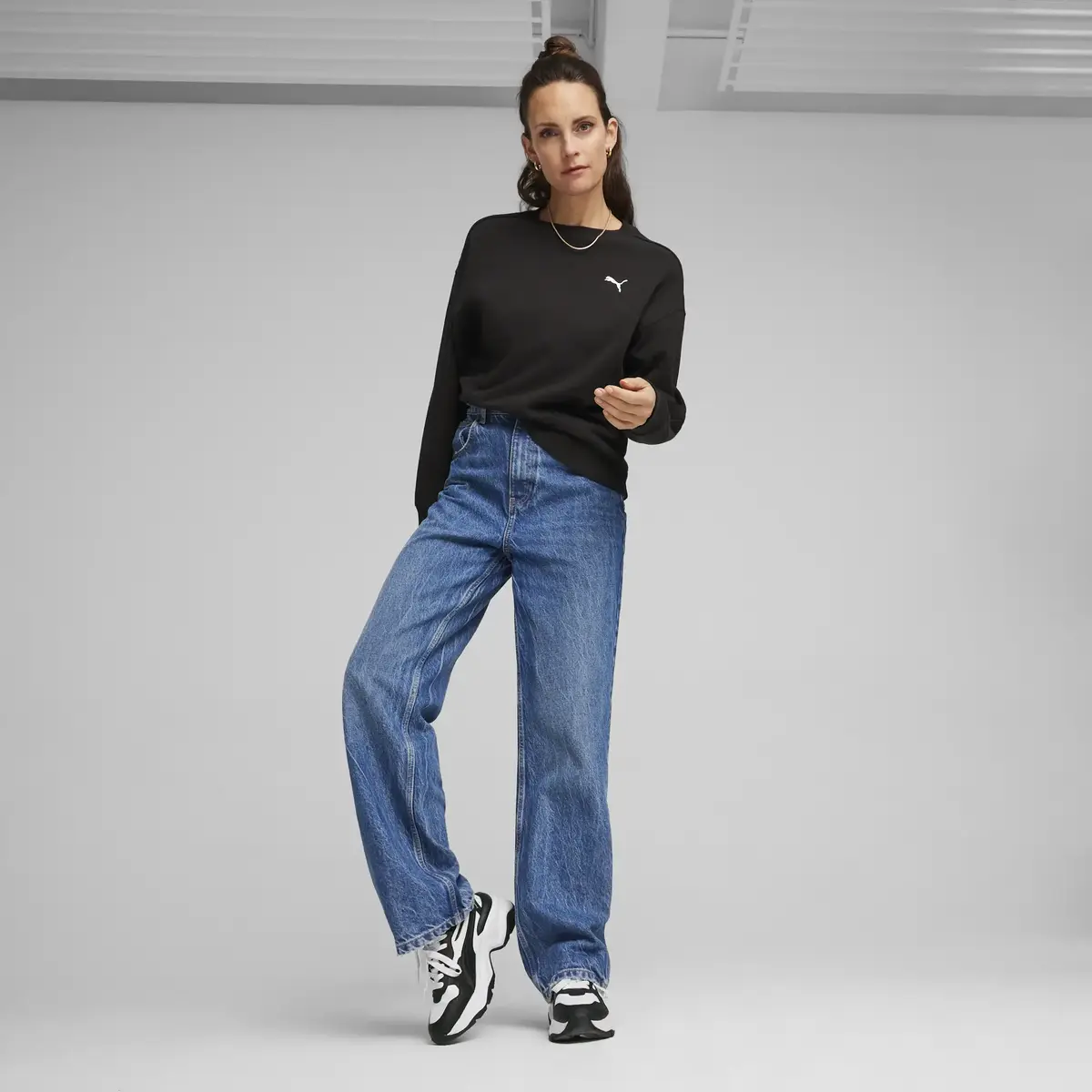 Puma HER Crew TR Siyah Kadın Sweatshirt