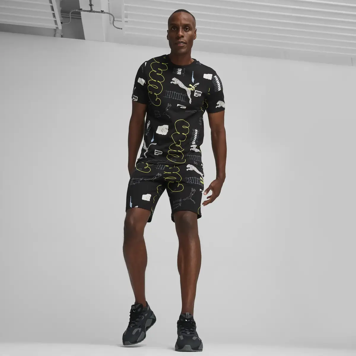 Puma BRAND LOVE Shorts Siyah Erkek Şort