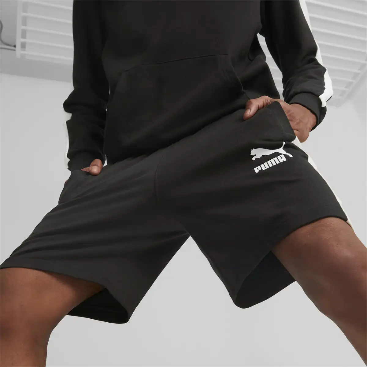 Puma T7 ICONIC Shorts 8" TR Siyah Erkek Şort