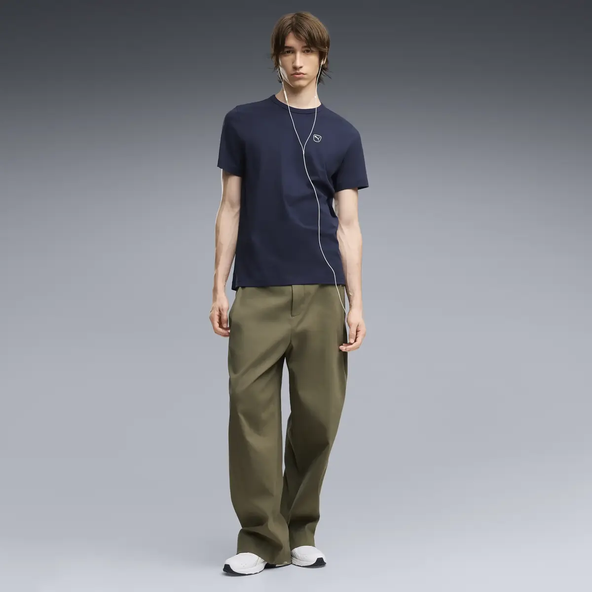 PUMA ESS ELEVATED Tee Lacivert Erkek T-Shirt