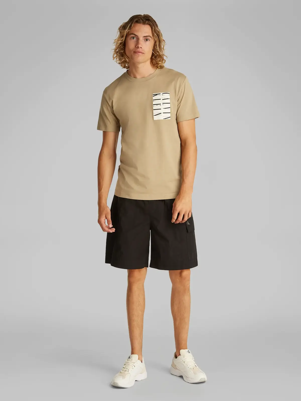 Calvin Klein SERIF BOX GRAPHIC TEE Kahverengi Erkek Tişört