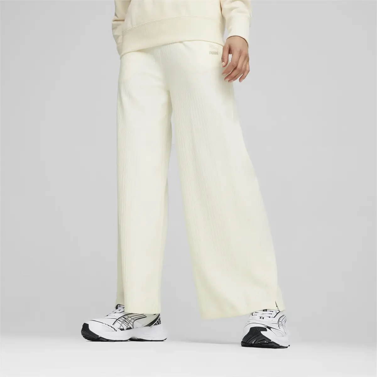 Puma CLASSICS Ribbed Relaxed Pants Bej Kadın Eşofman Altı