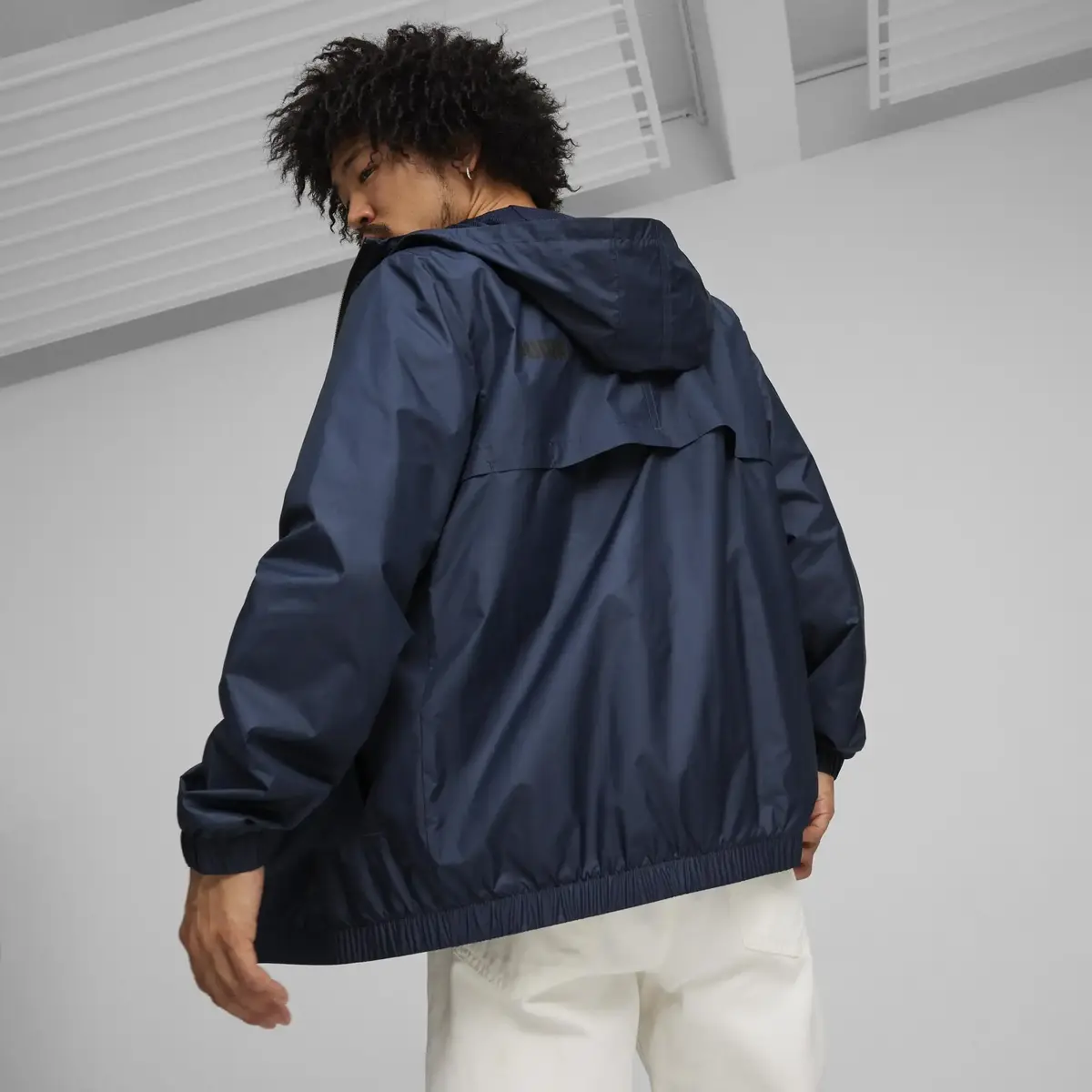 Puma ESS Solid Windbreaker Lacivert Erkek Ceket