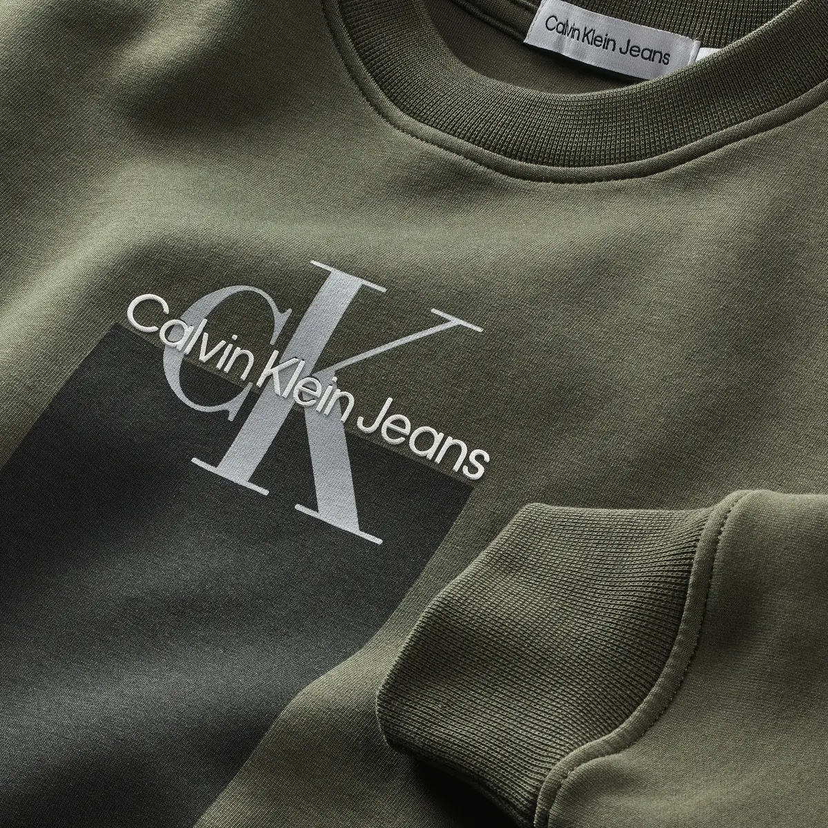 Calvin Klein GRADIENT LOGO SWEATS Erkek Haki Sweatshirt