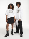 Calvin Klein TV DISRUPTED MONOGRA Erkek Beyaz T-Shirt