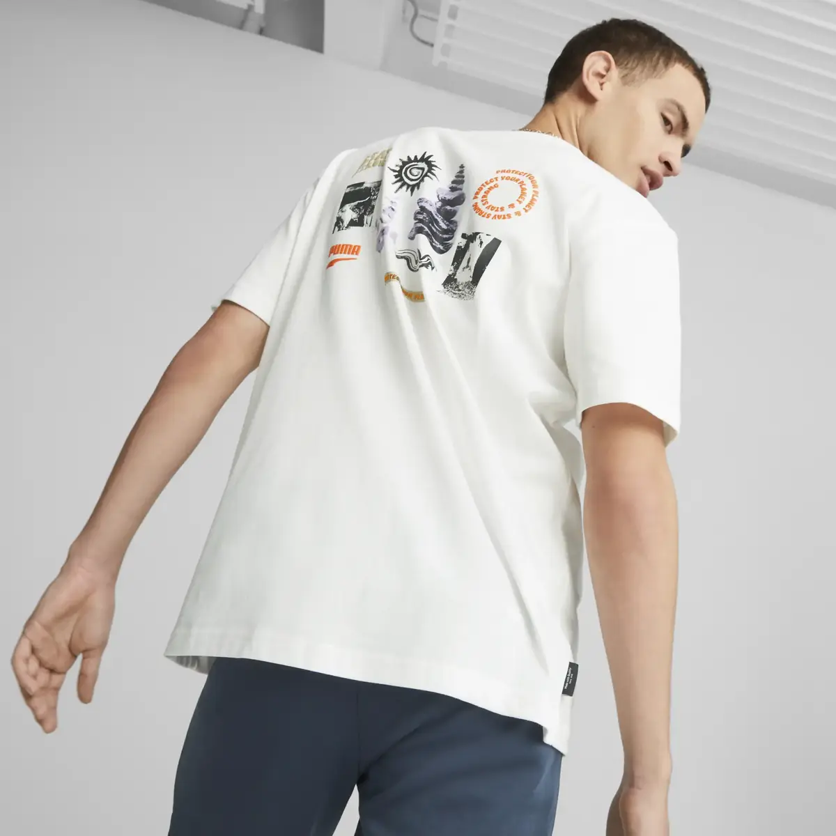 Puma DOWNTOWN Graphic Tee Beyaz Erkek T-Shirt