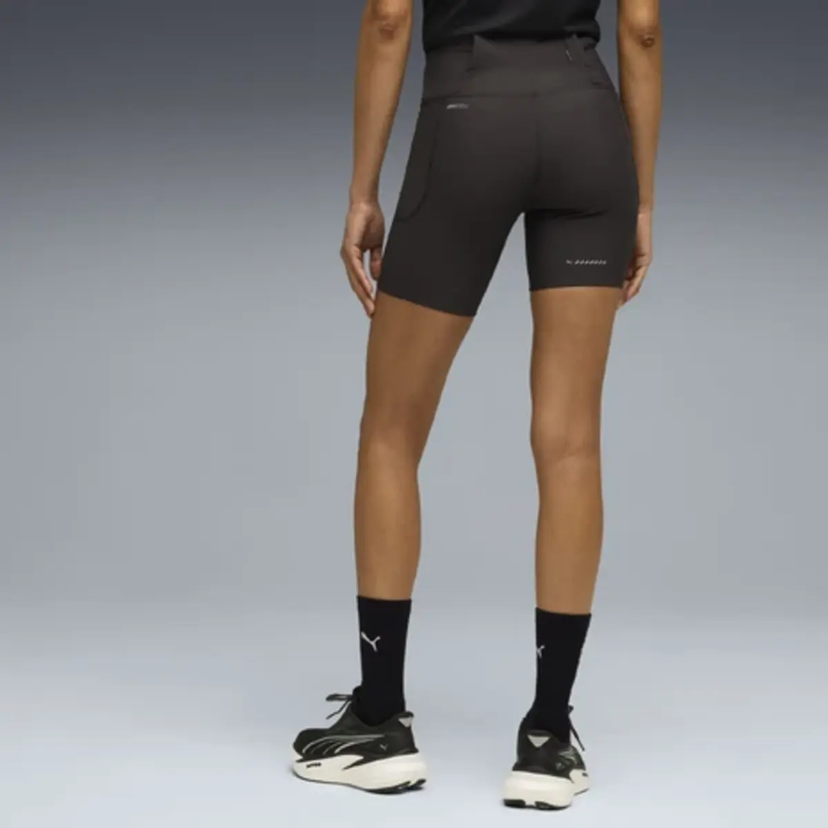 Puma W DREAMRUN 7" Short Tight Siyah Kadın Şort