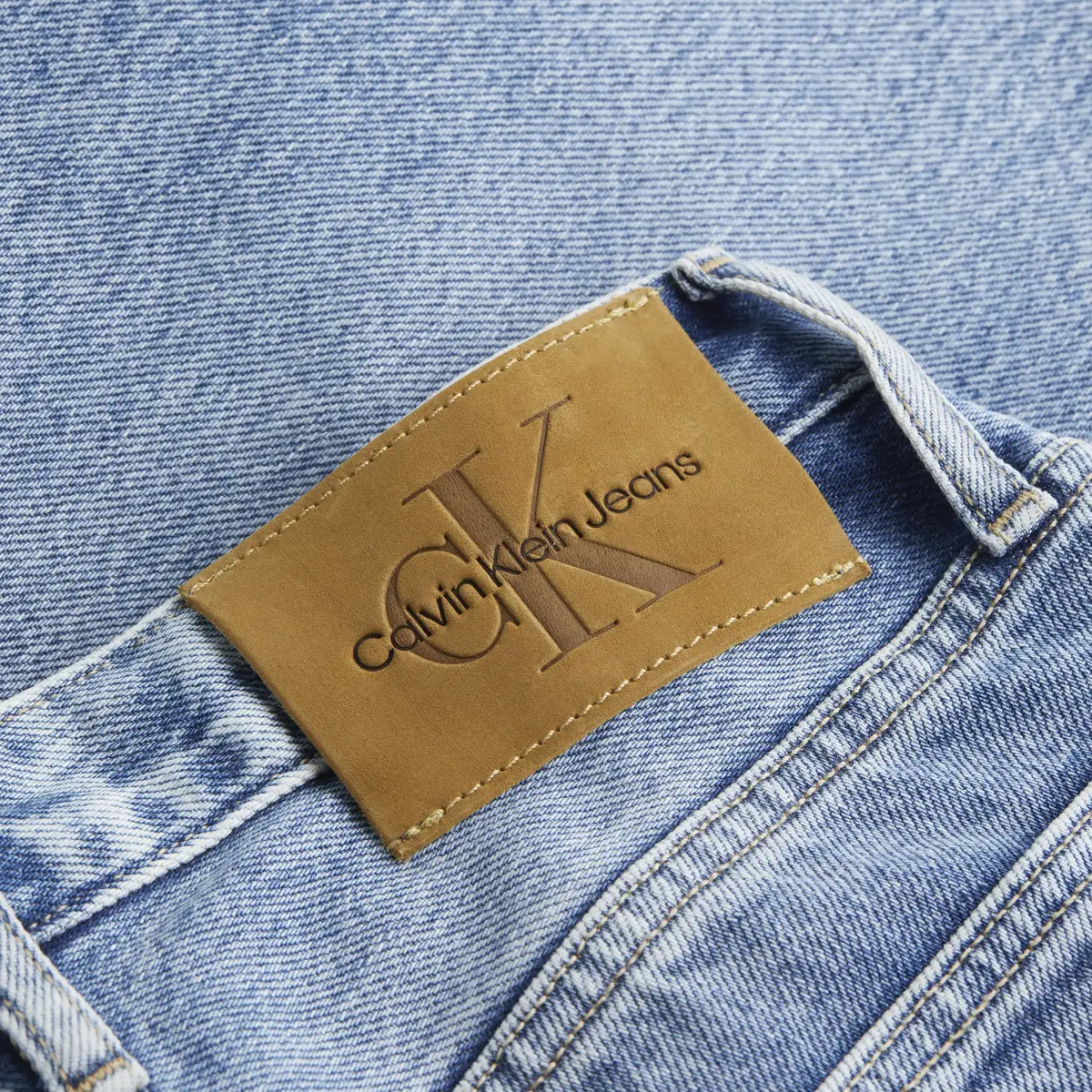 Calvin Klein MOM JEAN Kadın Mavi Kot Pantolon