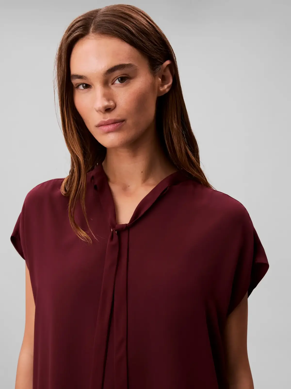 Chiffon SS Tie Neck, GEX
